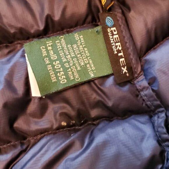Navy blue LLBean ultra light down jacket plus 3x - Picture 5 of 10